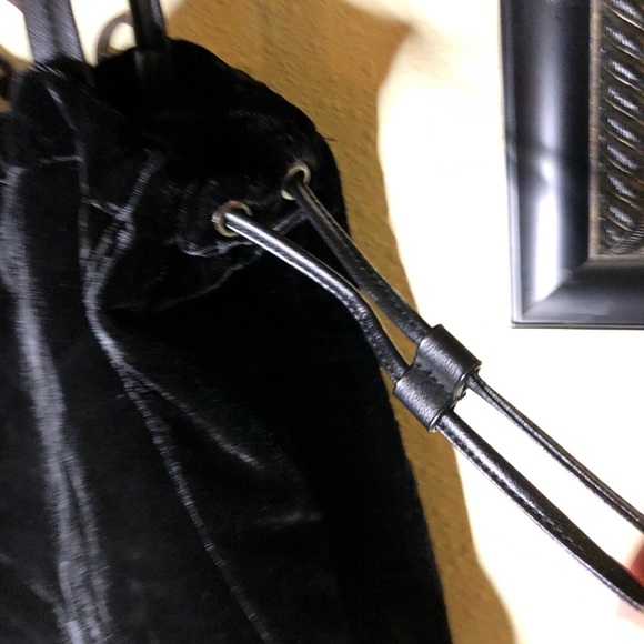 NWT Victoria Secret Crush Velour BAG - Picture 9 of 11